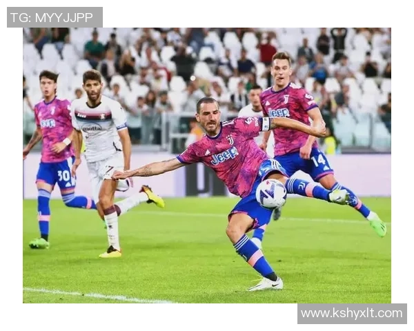 尤文图斯逆转战胜里昂绝杀瞬间引发争议判罚全场沸腾 尤文图斯逆转战胜里昂绝杀瞬间引发争议判罚全场沸腾