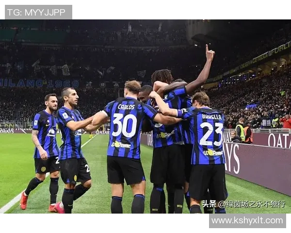 国王杯惊现冷门那不勒斯逆转里昂补时绝杀全场沸腾 国王杯惊现冷门那不勒斯逆转里昂补时绝杀全场沸腾