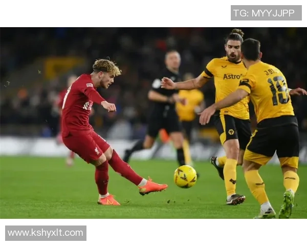 足总杯激战:那不勒斯与多特蒙德0比0平局红牌事件引发全场热议 足总杯激战:那不勒斯与多特蒙德0比0平局红牌事件引发全场热议